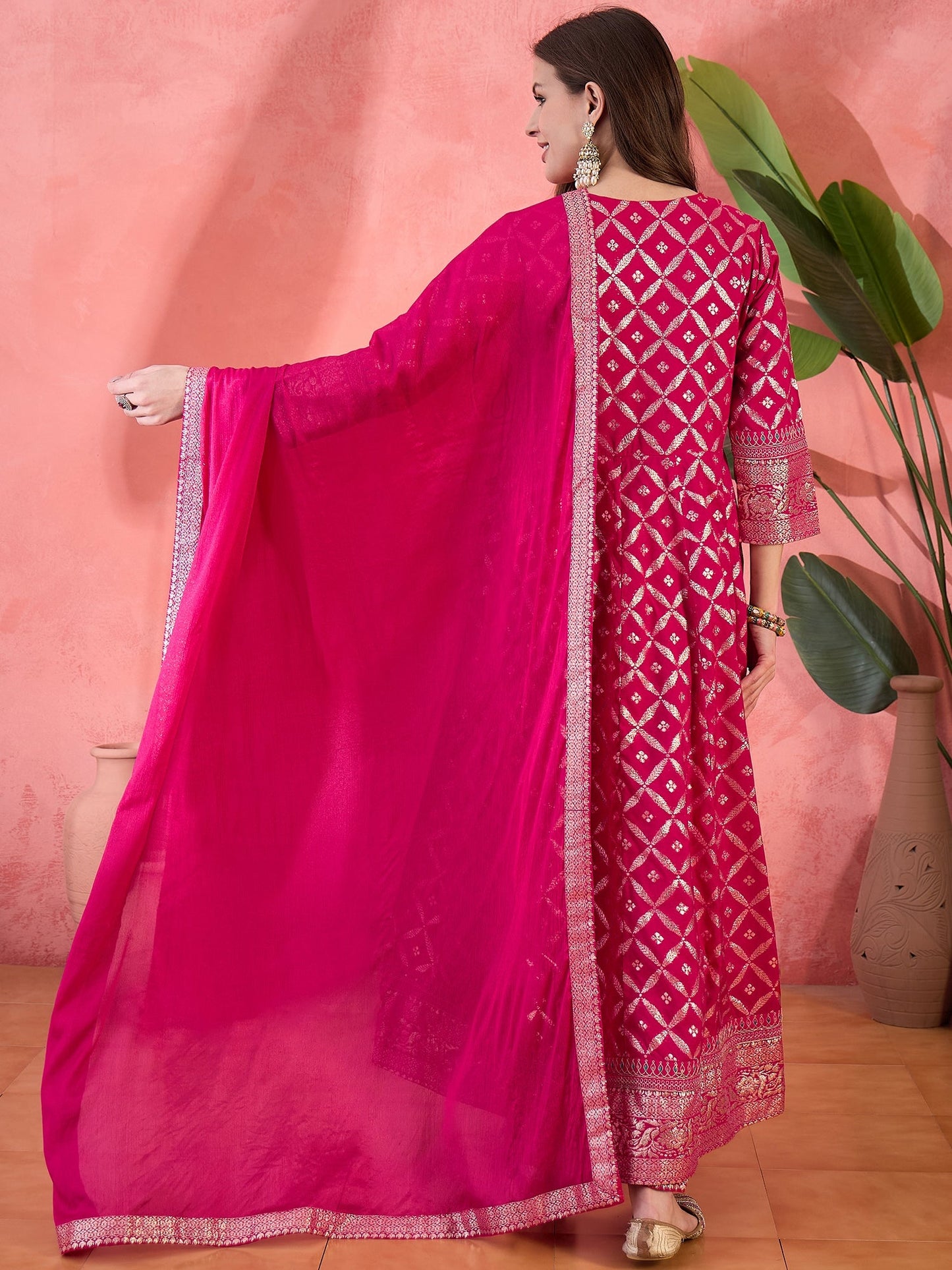 Women Pink Color Embroidered Kurta Trousers & Dupatta