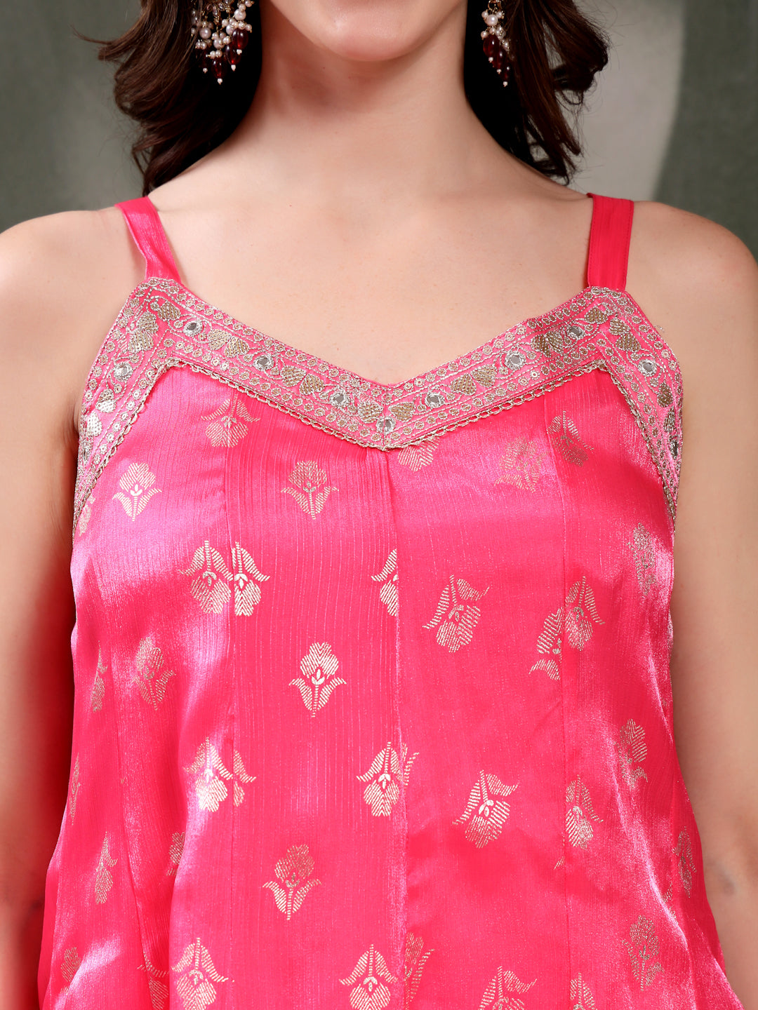 Women Pink Embroidered V-Neck Kurta & Trousers With Dupatta