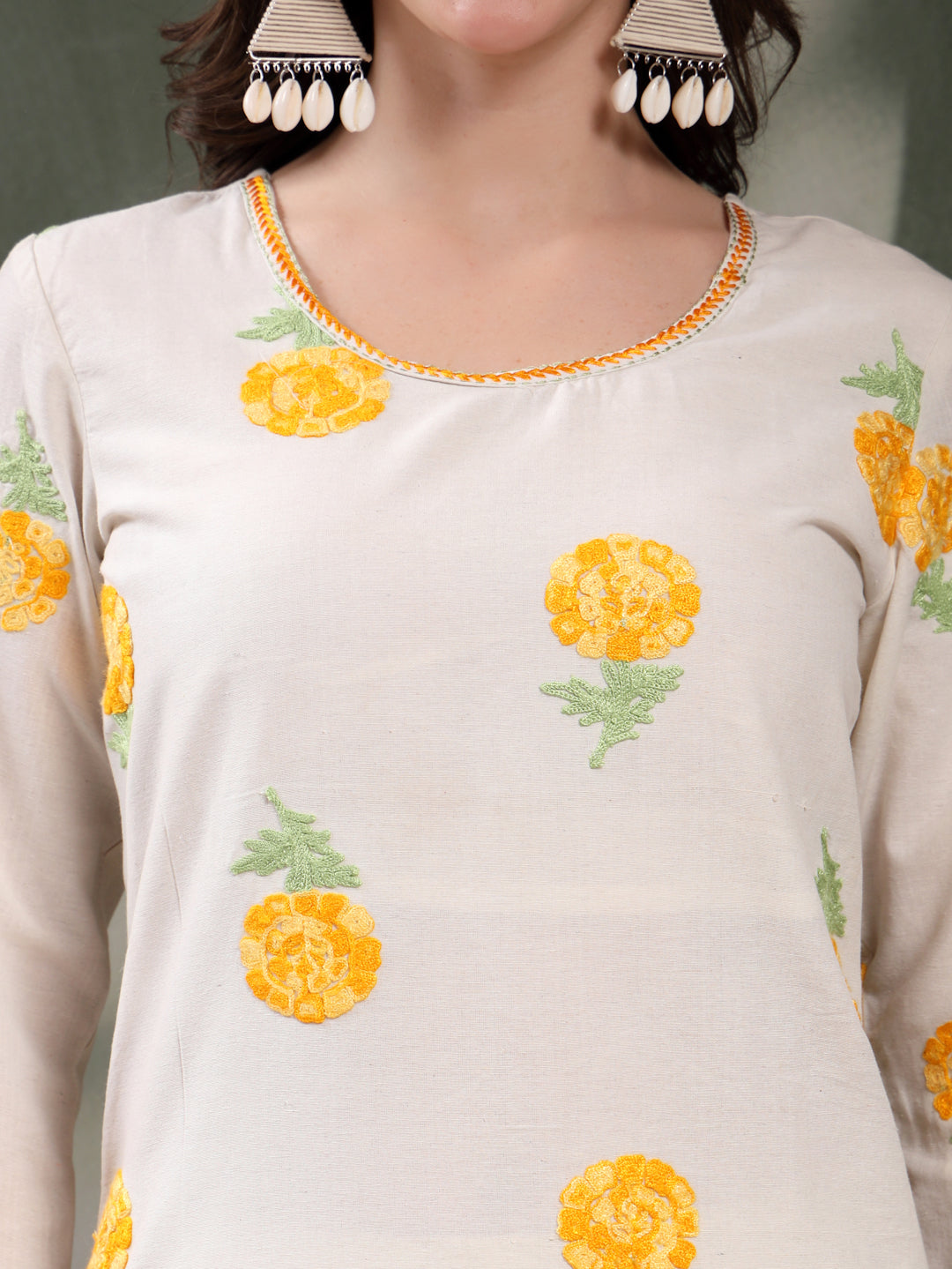 Women Off White Yellow Floral Embroidered Pure Cotton Round Neck Kurta & Palazzos With Dupatta