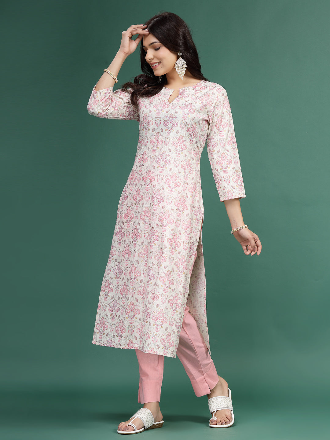 Women Floral Printed Cotton Notch Neck Straight Kurta
