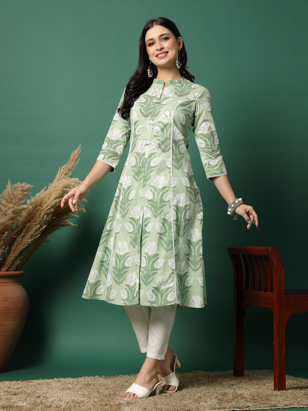 Shweta in Green Printed A-Line Kurta