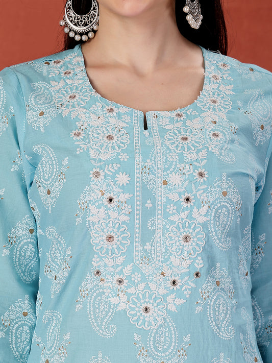 Women Printed Thread Work Notch Neck Pure Cotton Straight Kurta