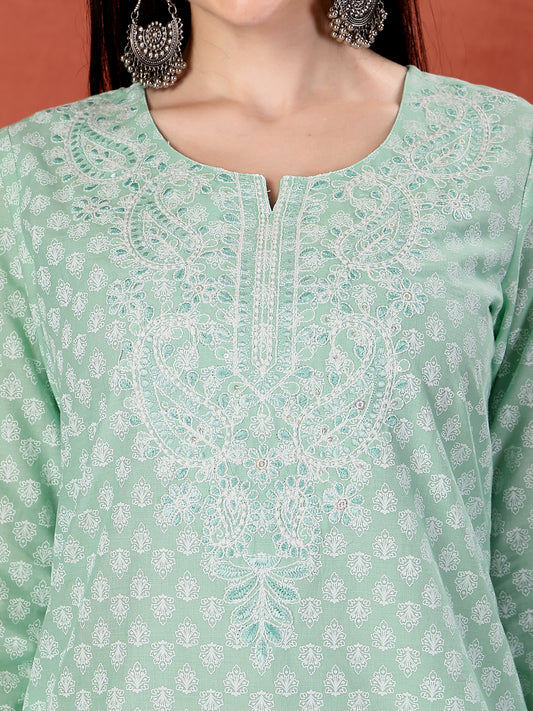 Women Green Printed Round Neck Straight Cotton Kurta