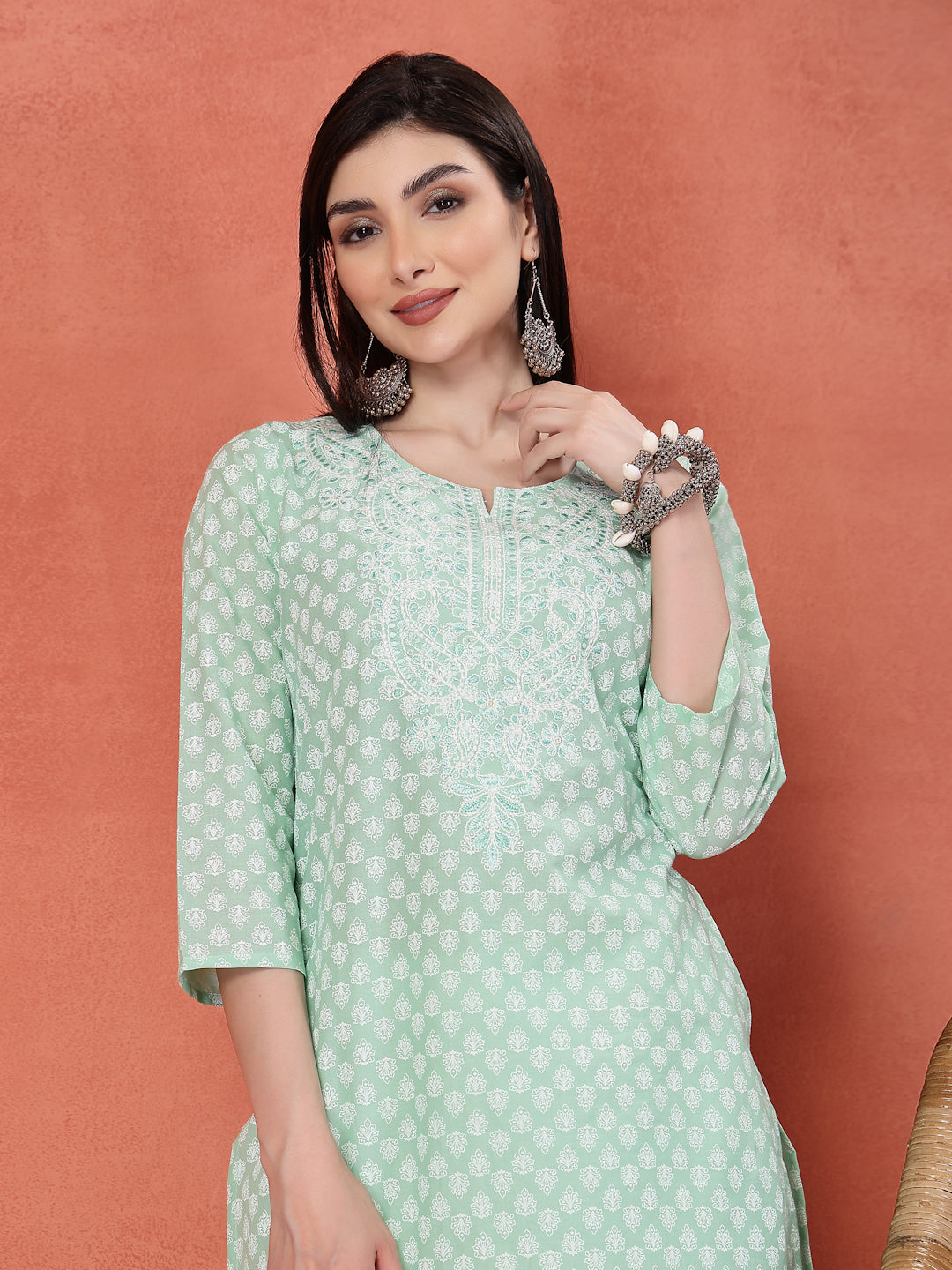 Women Green Printed Round Neck Straight Cotton Kurta