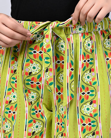 Women Green Color Printed Regular Shorts