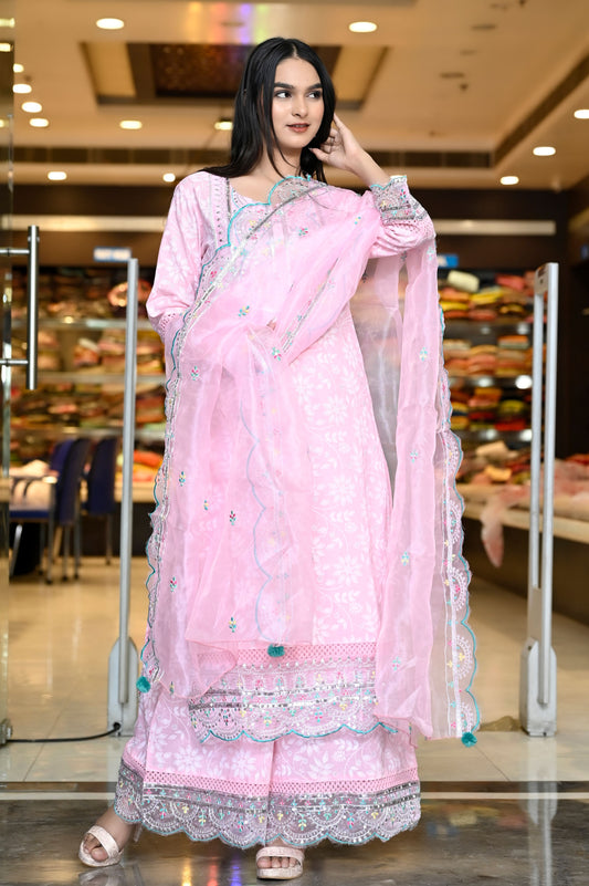 Gorgeous Ethnic Clothing for All Occasions