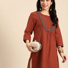 Rust Pleated Yoke Kurta Close view