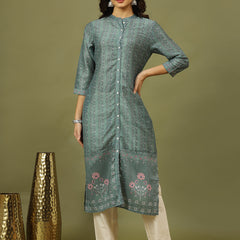 Women Floral Printed Festive Straight Kurta