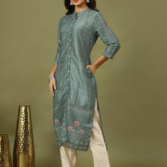 Women Floral Printed Festive Straight Kurta