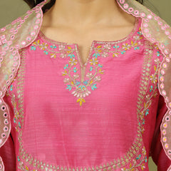 Women Pink Color Floral Embroidered Kurta with Trousers & Dupatta