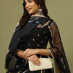 Women Floral Embroidered Cotton Kurta with Trousers & Dupatta