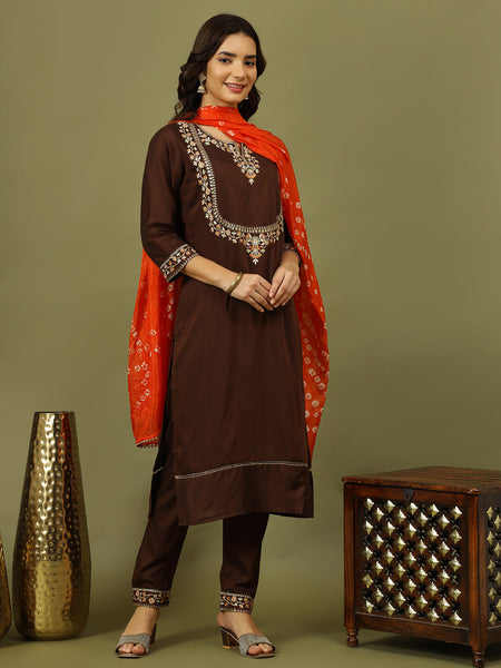 Women Floral Embroidered Kurta with Trousers & Dupatta