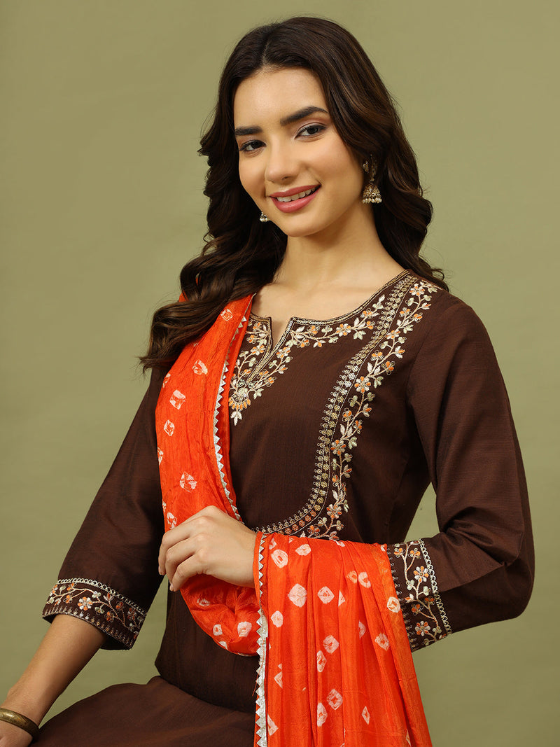 Women Floral Embroidered Kurta with Trousers & Dupatta