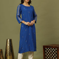 Women Ethnic Motifs Embroidered Festive Straight Kurta