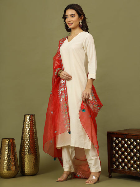 Women Solid Festive Straight Kurta with Trousers & Embroidery Dupatta SetSet