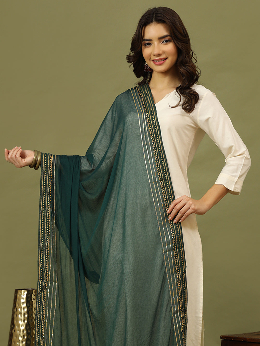Women Solid Kurta with Trousers & Dupatta