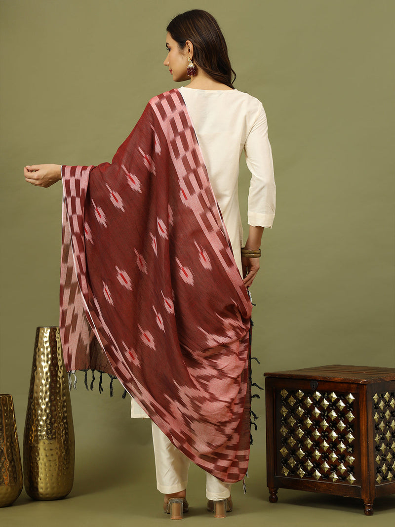 Women off White Solid Kurta with Trousers & Dupatta