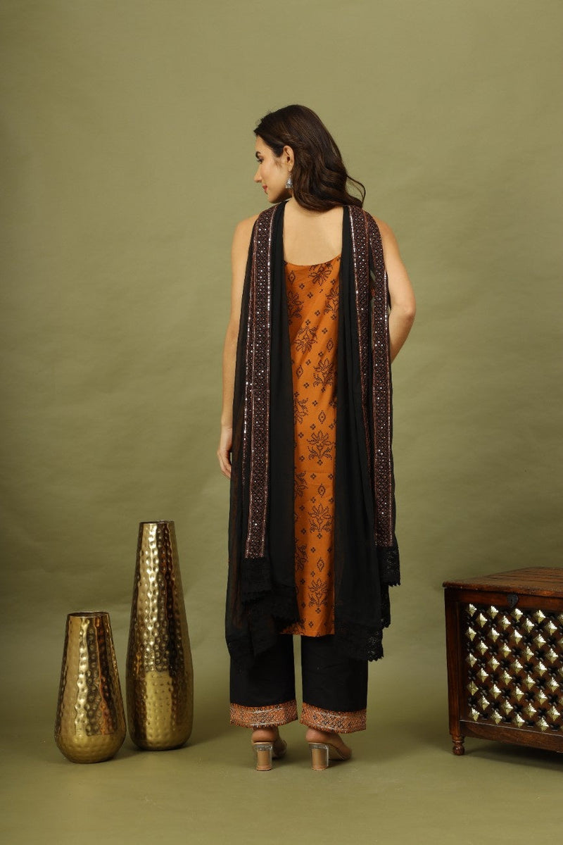 Women Bandhani Printed Cotton Kurta with Palazzo & Dupatta