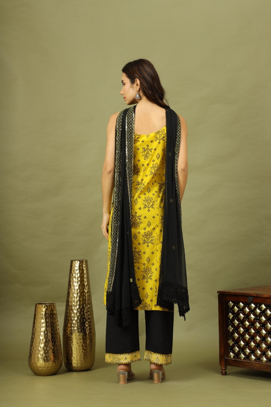 Women Bandhani Embroidered Cotton Kurta with Palazzo & Dupatta