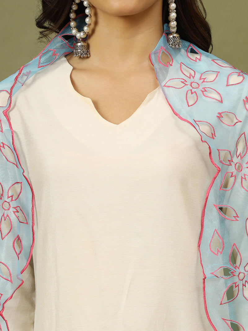 Women Solid Kurta with Trousers & Turquoise Blue Color Dupatta