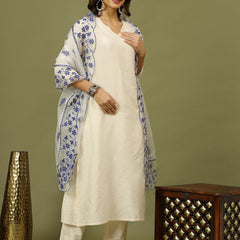 Women Solid Kurta with Trousers & White Color Dupatta