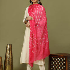 Women Solid Kurta with Trousers & Bandhani Printed Pink Color Dupatta