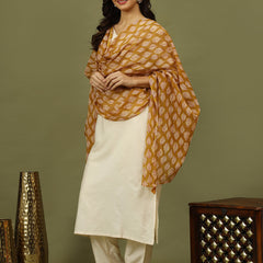Women Solid Kurta with Trousers & Floral Printed Dupatta