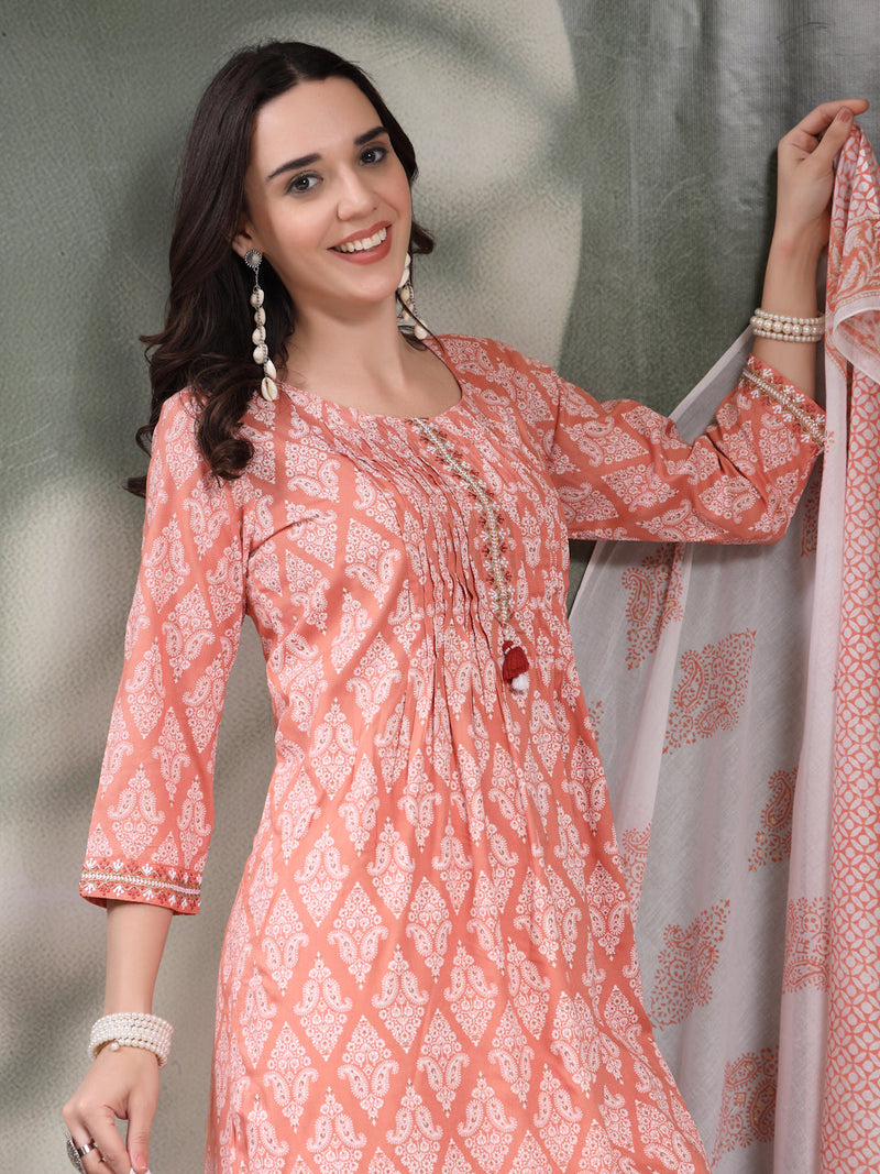 Women Peach Floral Printed Pure Cotton Round Neck Kurta & Trousers With Dupatta