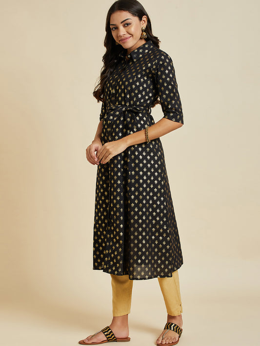 Women Black Color Printed A-line  kurta