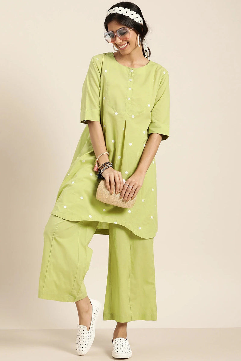Front view green cotton co ord set women
