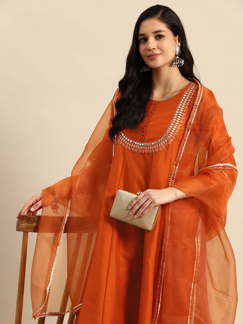 Women orange embroidered kurta set
