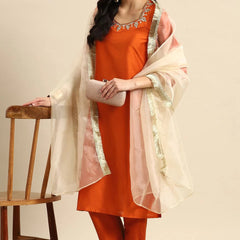 Front view silk kurta set women
