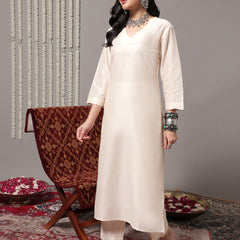 Women V-Neck Straight Kurta With Trousers & Dupatta