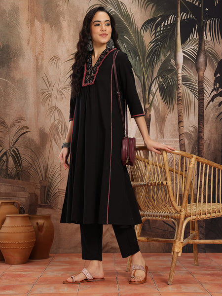 Noir Grace Embroidered Cotton Kurta Trouser Set