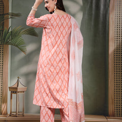 Women Peach Floral Printed Pure Cotton Round Neck Kurta & Trousers With Dupatta
