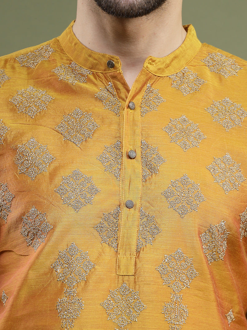 Mustard Printed Straight Kurta Close View