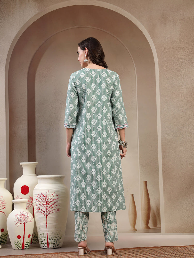 Women’s Green Jaipuri Floral Embroidered Cotton Kurta Set