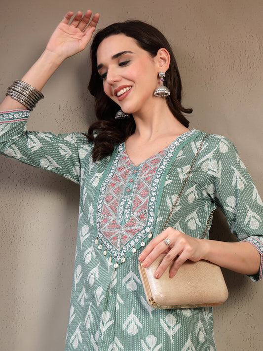 Women’s Green Jaipuri Floral Embroidered Cotton Kurta Set