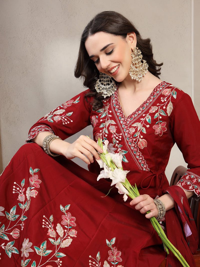 Women Maroon Embroidered Kurta & Trousers With Dupatta
