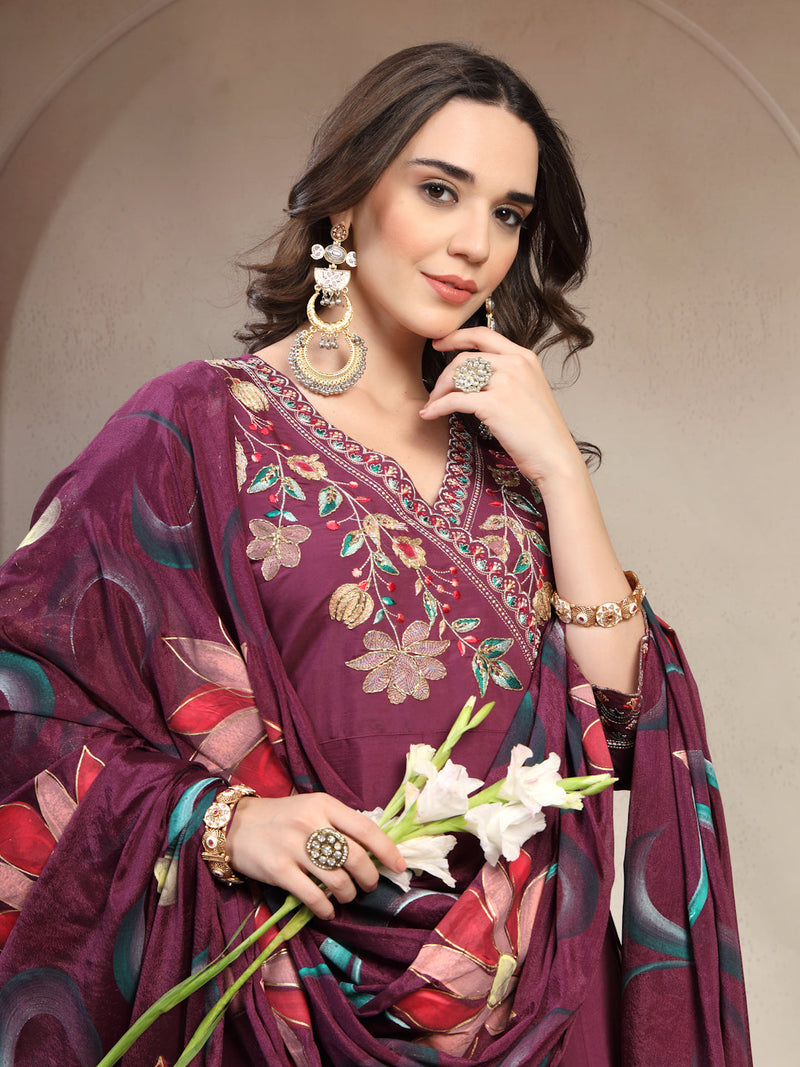 Women Mauve Embroidered V-Neck Kurta & Trousers With Dupatta