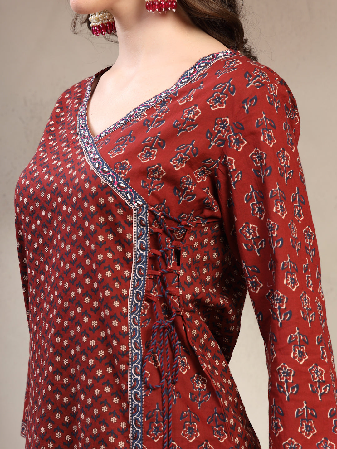 Women Maroon Floral Printed Pure Cotton V-Neck Kurta & Palazzos With Dupatta