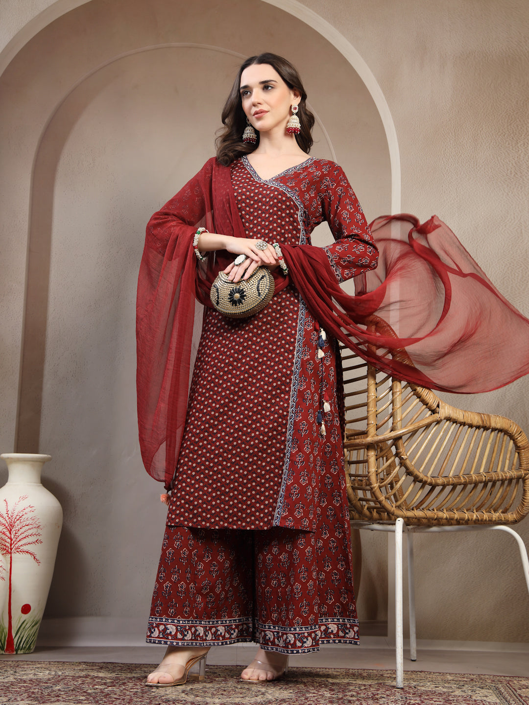 Women Maroon Floral Printed Pure Cotton V-Neck Kurta & Palazzos With Dupatta