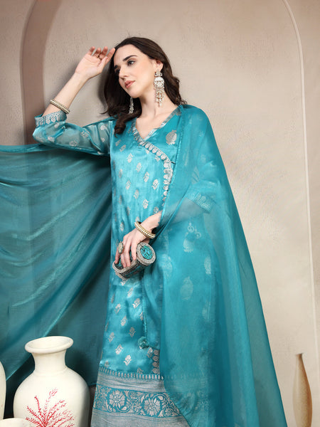 Women Green Printed V-Neck Kurta & Trousers With Dupatta