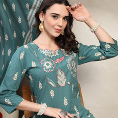 Women Green  Printed Pure Cotton V-Neck Kurta & Palazzos With Dupatta