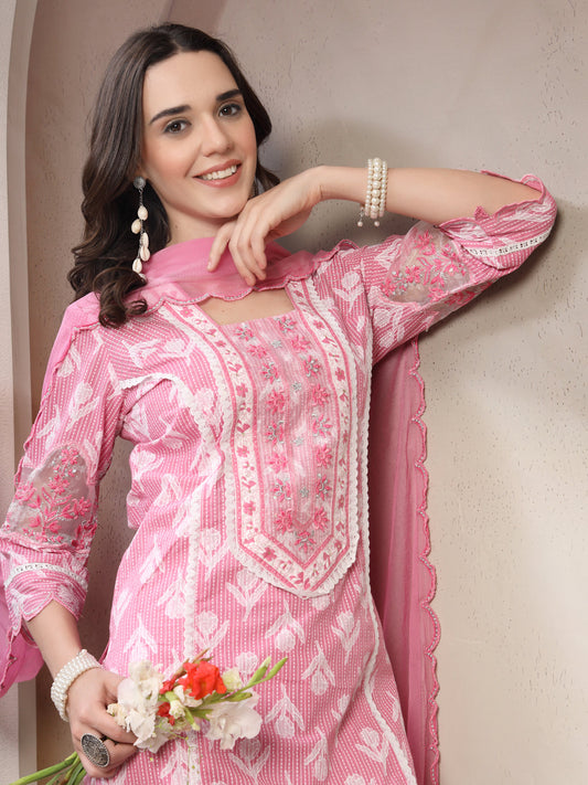 Women Pink Floral Printed Pure Cotton Square Neck Kurta & Trousers With Dupatta