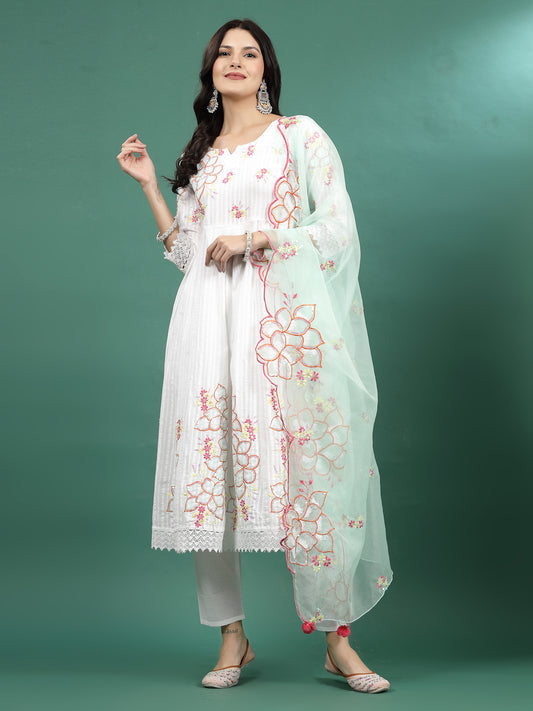 Women White Color Embroidery Anarkali Kurta  Pant  With dupatta Set