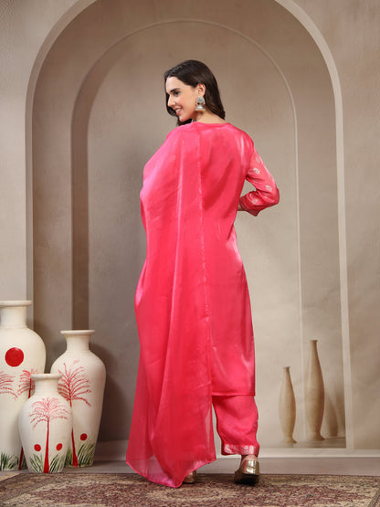 Women Pink Printed V-Neck Kurta & Trousers With Dupatta