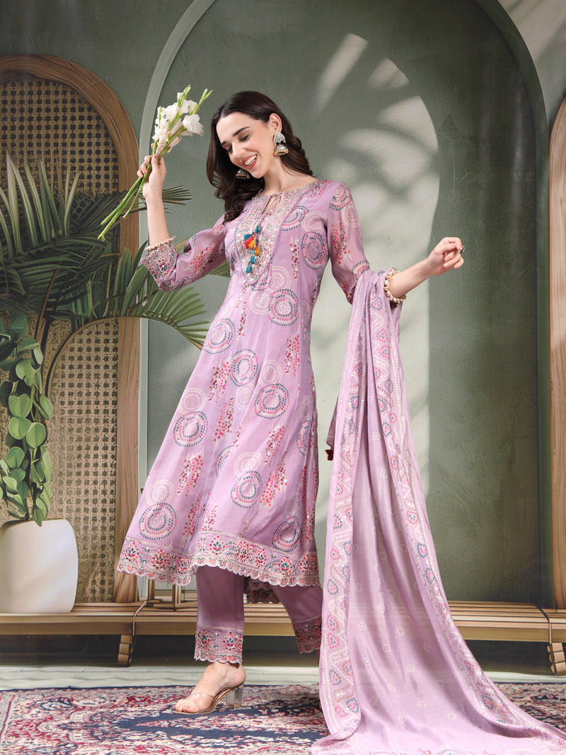 Women Lavender Embroidered Pure Silk Tie-Up Neck Kurta & Trousers With Dupatta