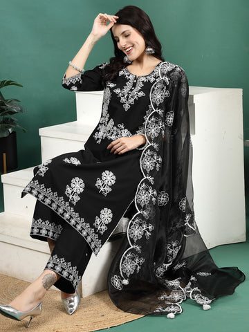 Women Black  Color Embroidery Staright Kurta Palazzo With Dupatta Set