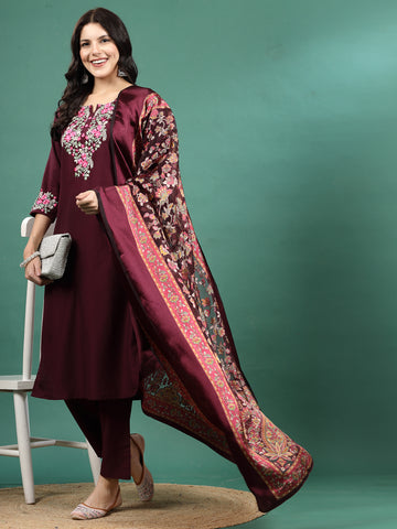 Women Burgundy Color Embroidery Staright Kurta Pant With Dupatta Set